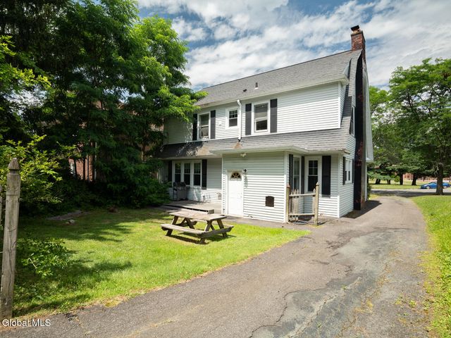 1519 Bouton Road, Troy, NY 12180