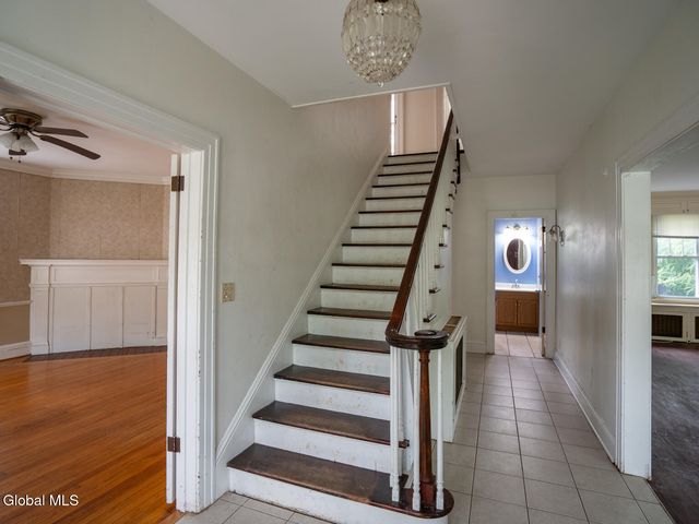 1519 Bouton Road, Troy, NY 12180