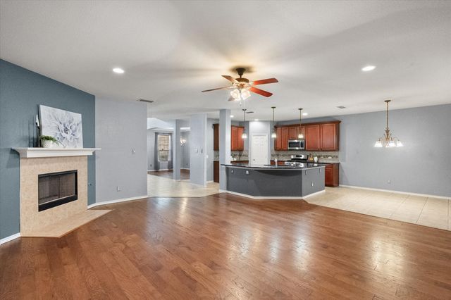 9324 Shadowfax Drive, Arlington, TX 76002