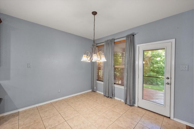 9324 Shadowfax Drive, Arlington, TX 76002