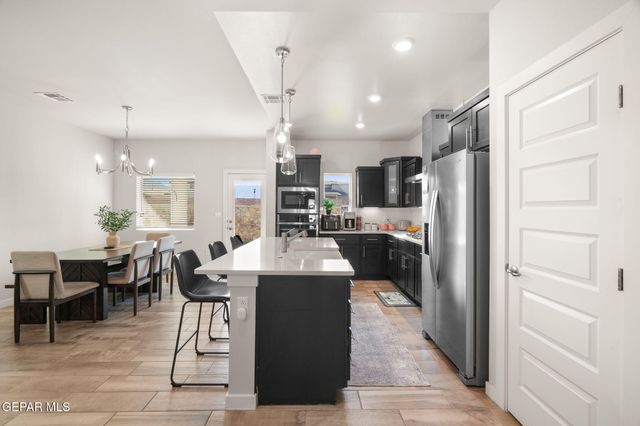 11141 BLAZING STAR Place, El Paso, TX 79934