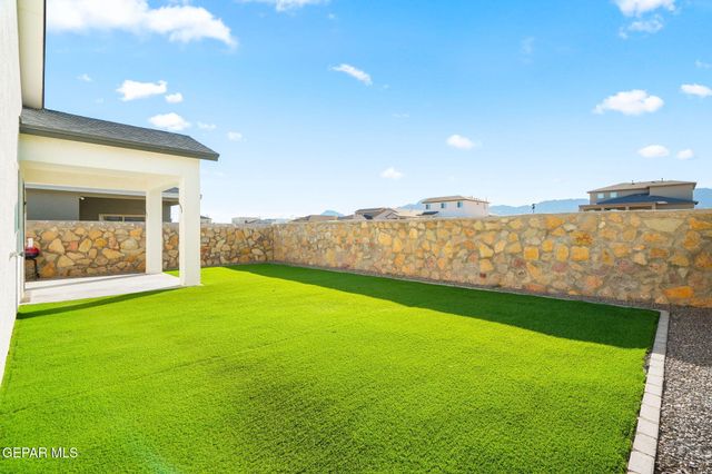 11141 BLAZING STAR Place, El Paso, TX 79934