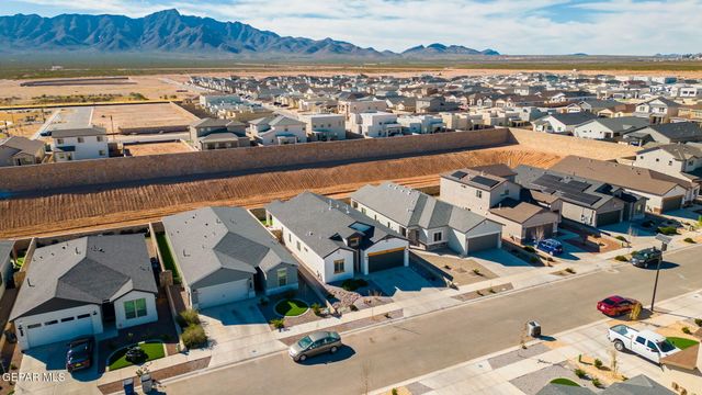 11141 BLAZING STAR Place, El Paso, TX 79934