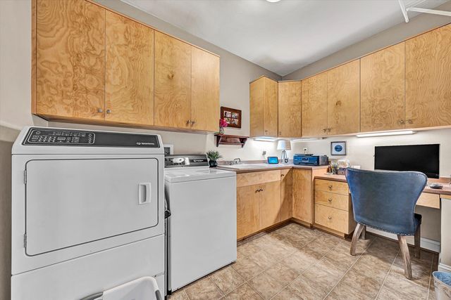 535 Hollymeade LN, Daleville, VA 24083