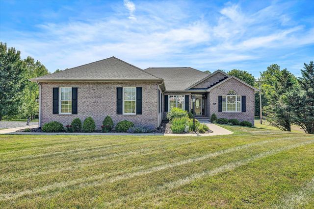 535 Hollymeade LN, Daleville, VA 24083