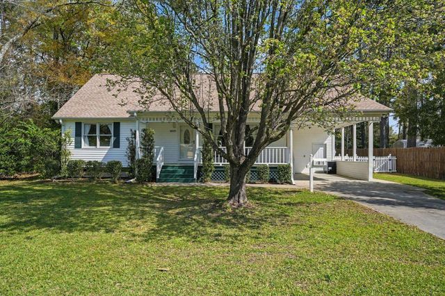 4809 Forest Dr., Loris, SC 29569