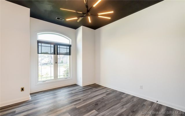 6045 Boulder, Jeffersonville, IN 47130