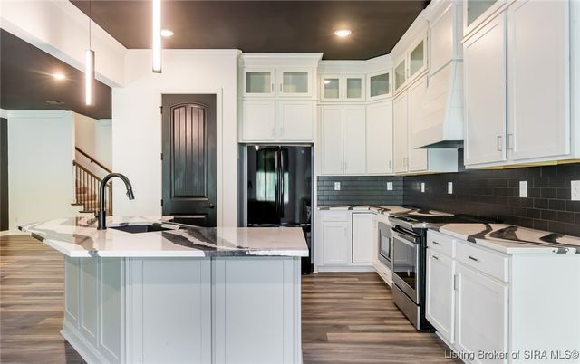 6045 Boulder, Jeffersonville, IN 47130