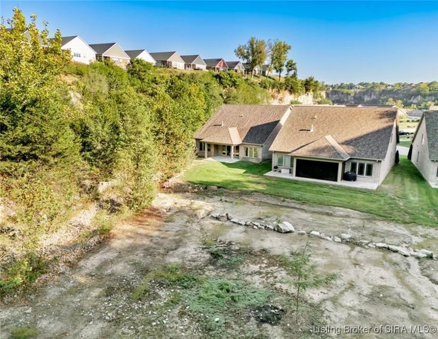 6045 Boulder, Jeffersonville, IN 47130