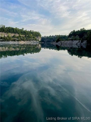 6045 Boulder, Jeffersonville, IN 47130