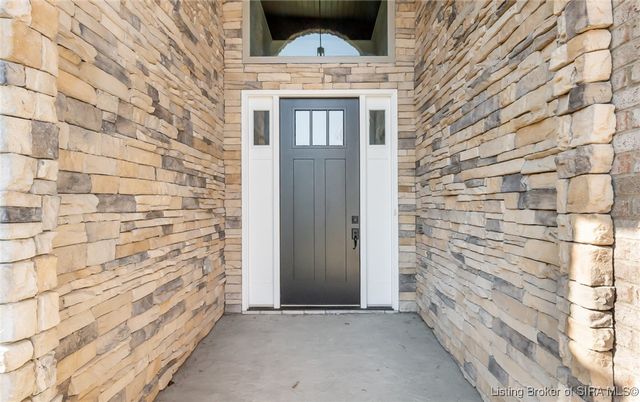 6045 Boulder, Jeffersonville, IN 47130