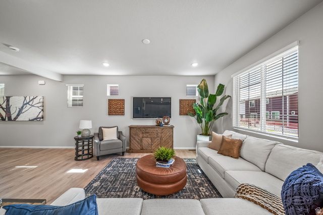 7056 N CAIRNS WAY, Eagle Mountain, UT 84005