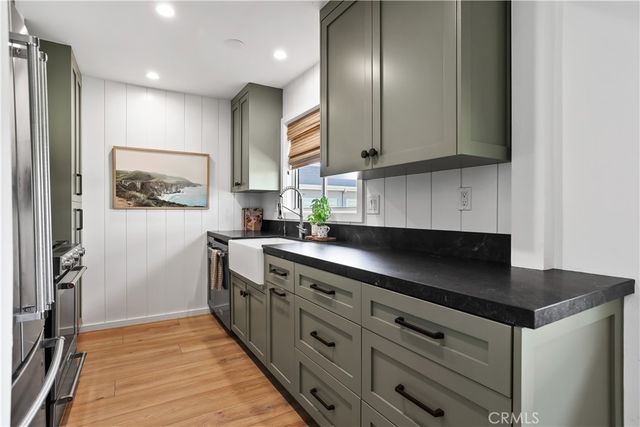 1741 Tustin Avenue 14D, Costa Mesa, CA 92627