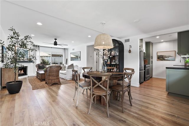 1741 Tustin Avenue 14D, Costa Mesa, CA 92627