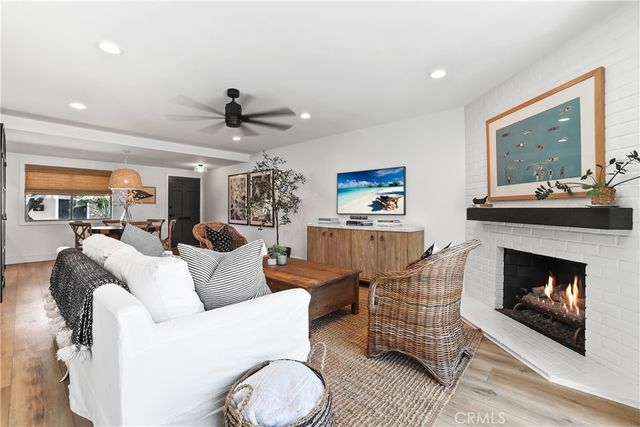 1741 Tustin Avenue 14D, Costa Mesa, CA 92627