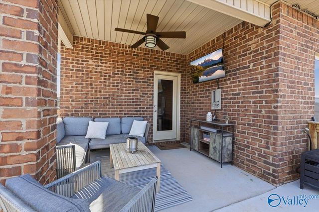 219 Dinner Tree Square, Huntsville, AL 35811