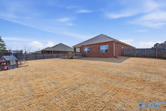 219 Dinner Tree Square, Huntsville, AL 35811