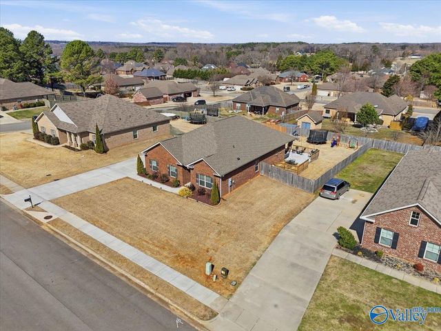 219 Dinner Tree Square, Huntsville, AL 35811