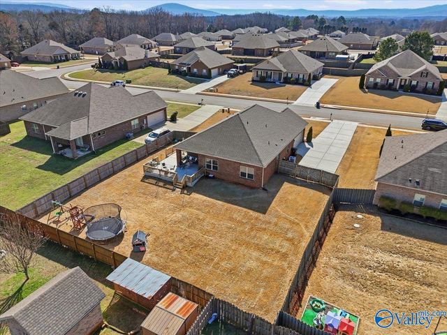 219 Dinner Tree Square, Huntsville, AL 35811