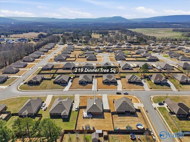 219 Dinner Tree Square, Huntsville, AL 35811