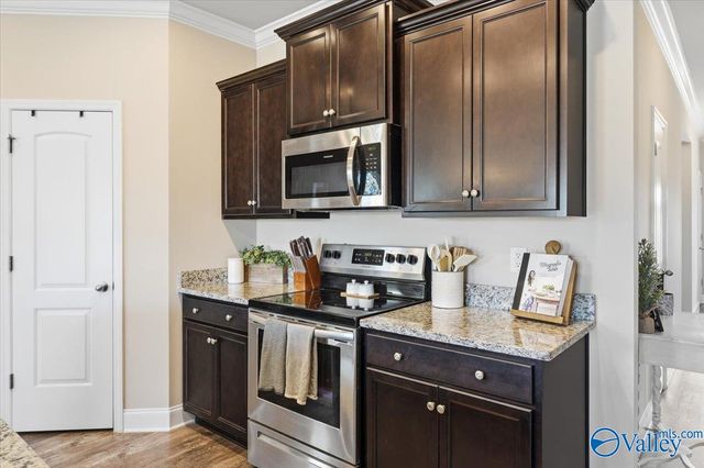 219 Dinner Tree Square, Huntsville, AL 35811