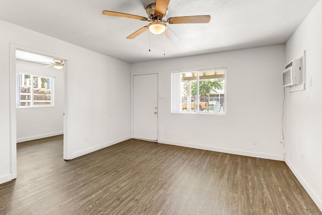 3807 15th Ave, Sacramento, CA 95820