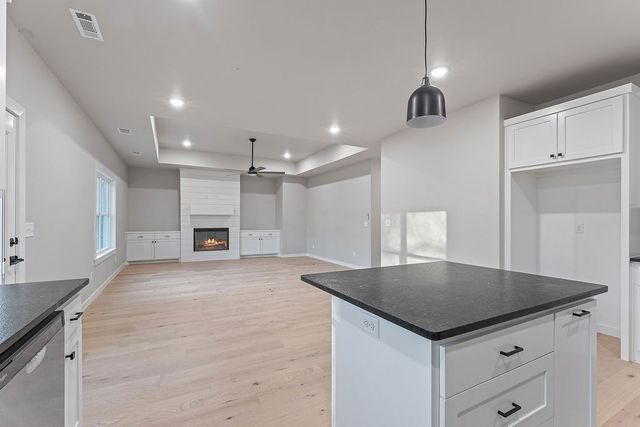 12 Bobwith Lane, Bella Vista, AR 72714