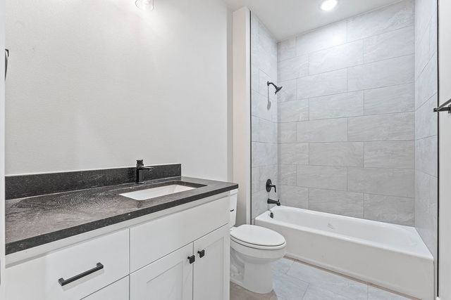 12 Bobwith Lane, Bella Vista, AR 72714