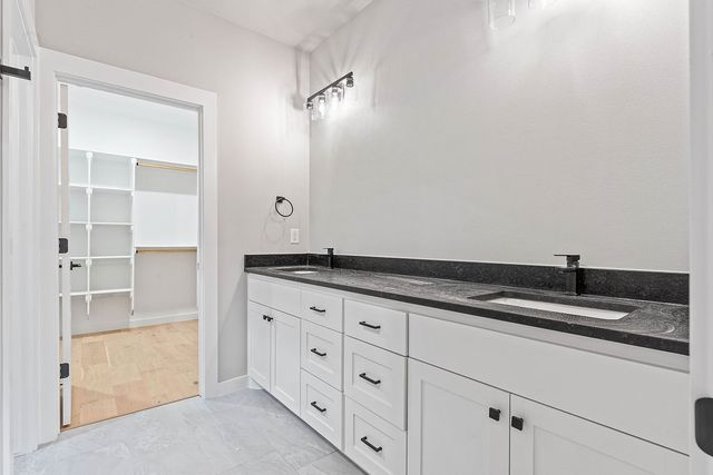 12 Bobwith Lane, Bella Vista, AR 72714