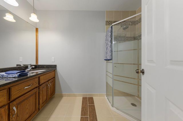 13628 Vincent Circle, Burnsville, MN 55337