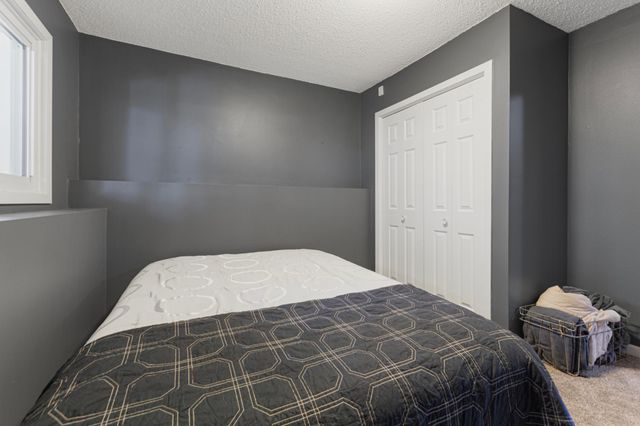13628 Vincent Circle, Burnsville, MN 55337