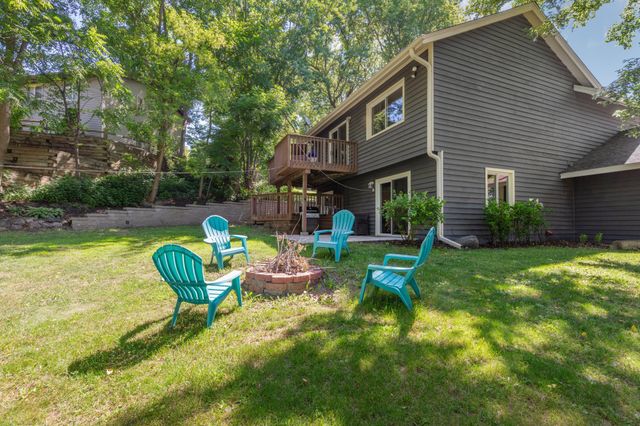 13628 Vincent Circle, Burnsville, MN 55337