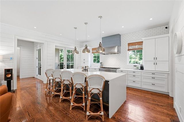 220 Audreys Way, Suwanee, GA 30024