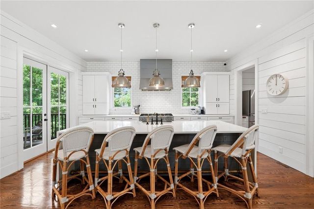 220 Audreys Way, Suwanee, GA 30024