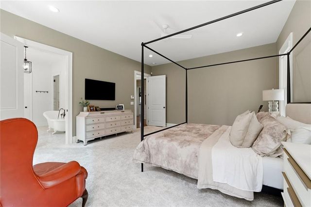 220 Audreys Way, Suwanee, GA 30024