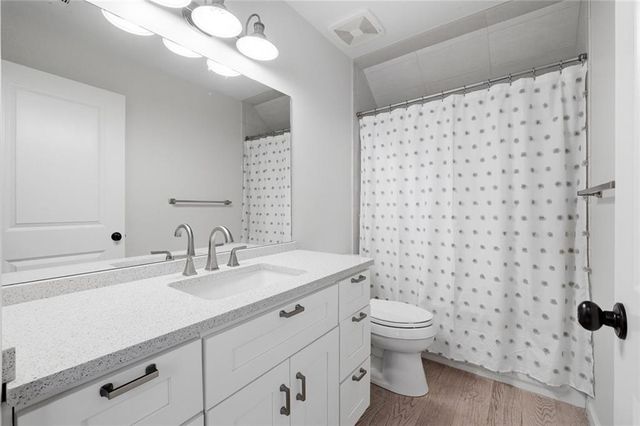 220 Audreys Way, Suwanee, GA 30024