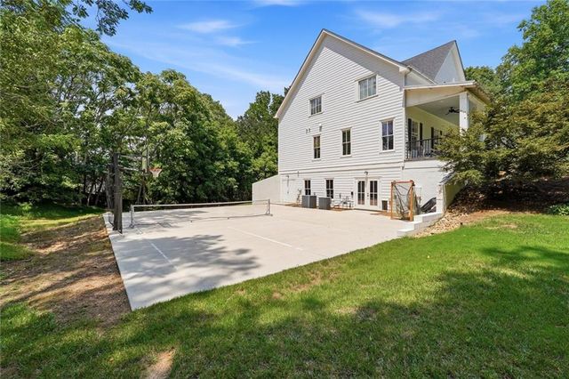 220 Audreys Way, Suwanee, GA 30024