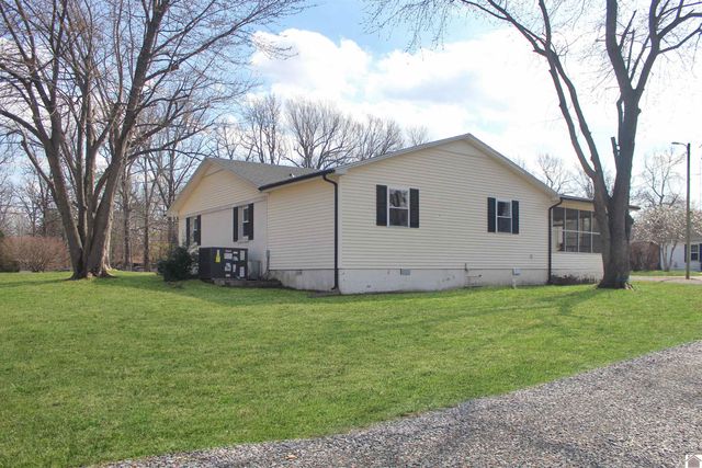 3735 State Route 303, Mayfield, KY 42066