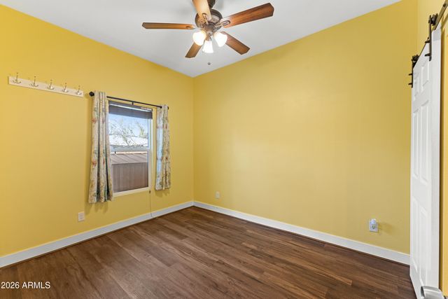 930 E TAYLOR Street, Phoenix, AZ 85006
