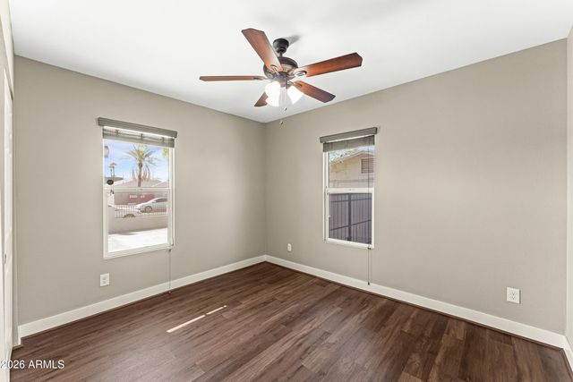 930 E TAYLOR Street, Phoenix, AZ 85006