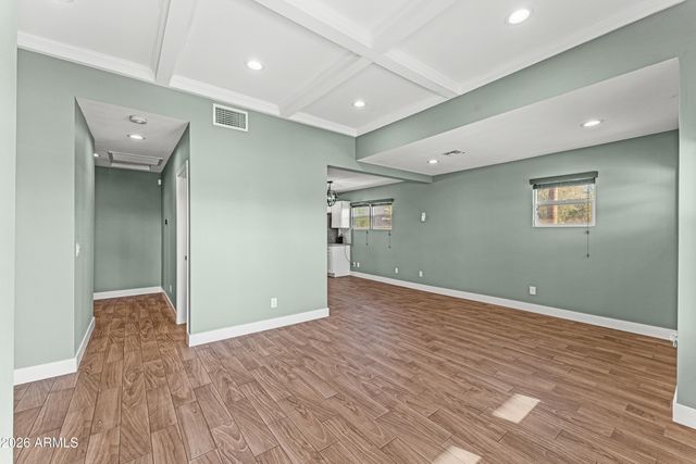 930 E TAYLOR Street, Phoenix, AZ 85006