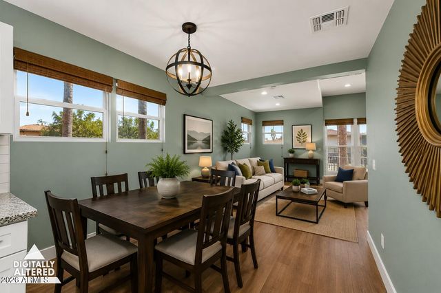 930 E TAYLOR Street, Phoenix, AZ 85006