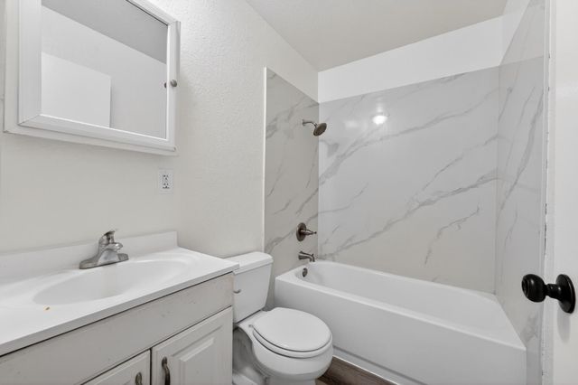 3521 belden, Sacramento, CA 95838