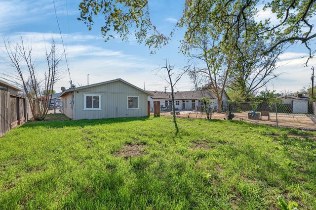 3521 belden, Sacramento, CA 95838