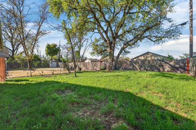 3521 belden, Sacramento, CA 95838