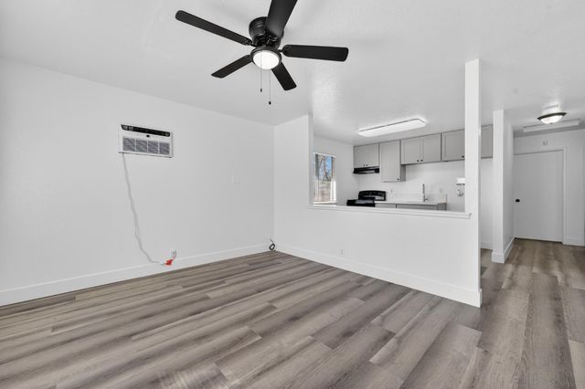 3521 belden, Sacramento, CA 95838