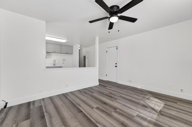 3521 belden, Sacramento, CA 95838