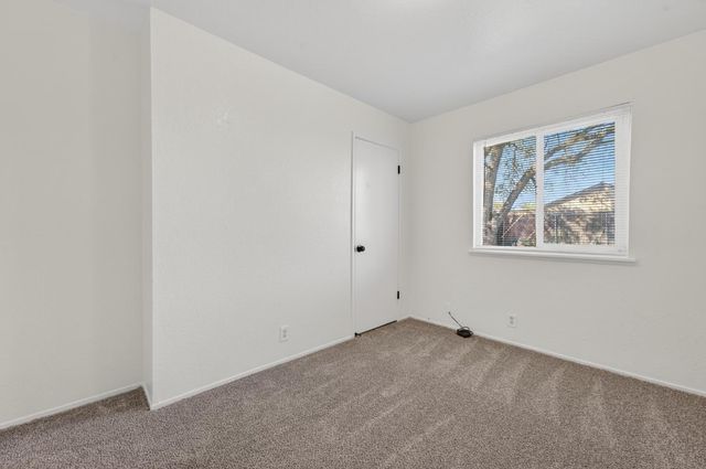 3521 belden, Sacramento, CA 95838