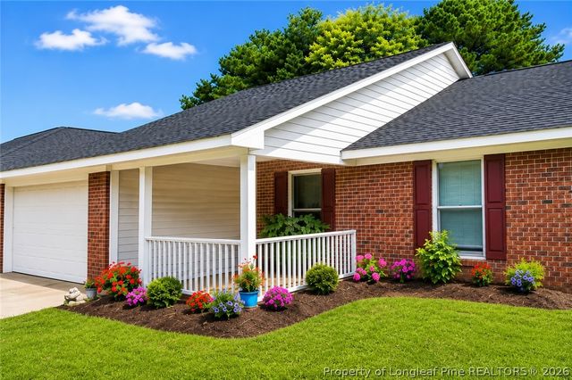 1635 Winnabow Drive, Fayetteville, NC 28304