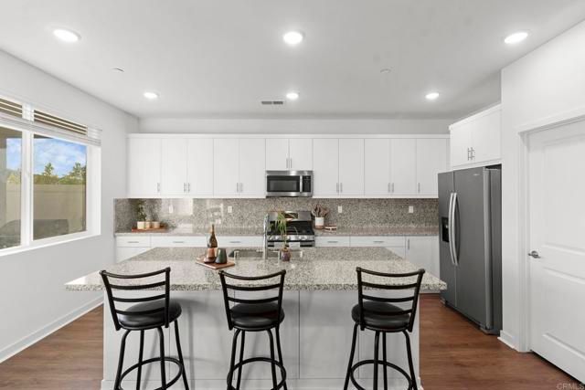 35182 Orchard Trail, Fallbrook, CA 92028